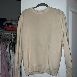 Brandy melville sweater